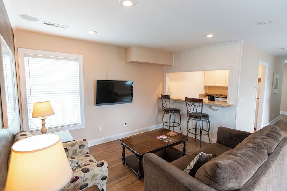 Howard's Creek Inn Apartment, 1 Bedroom, Non Smoking 3