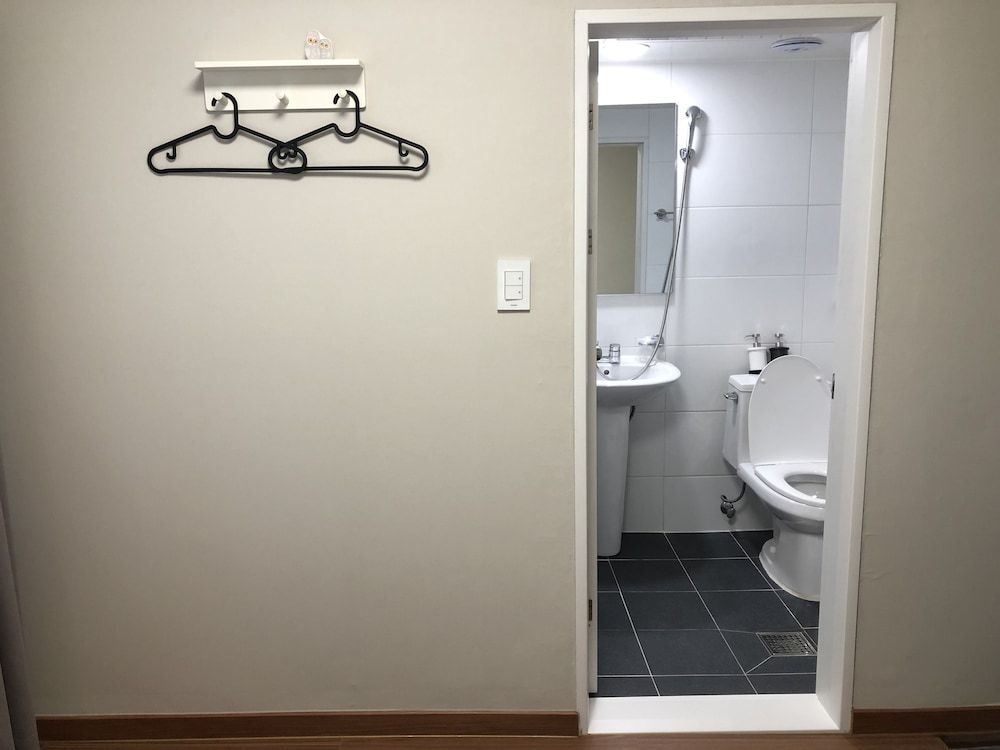 undefined YH GuestHouse - Hostel 7