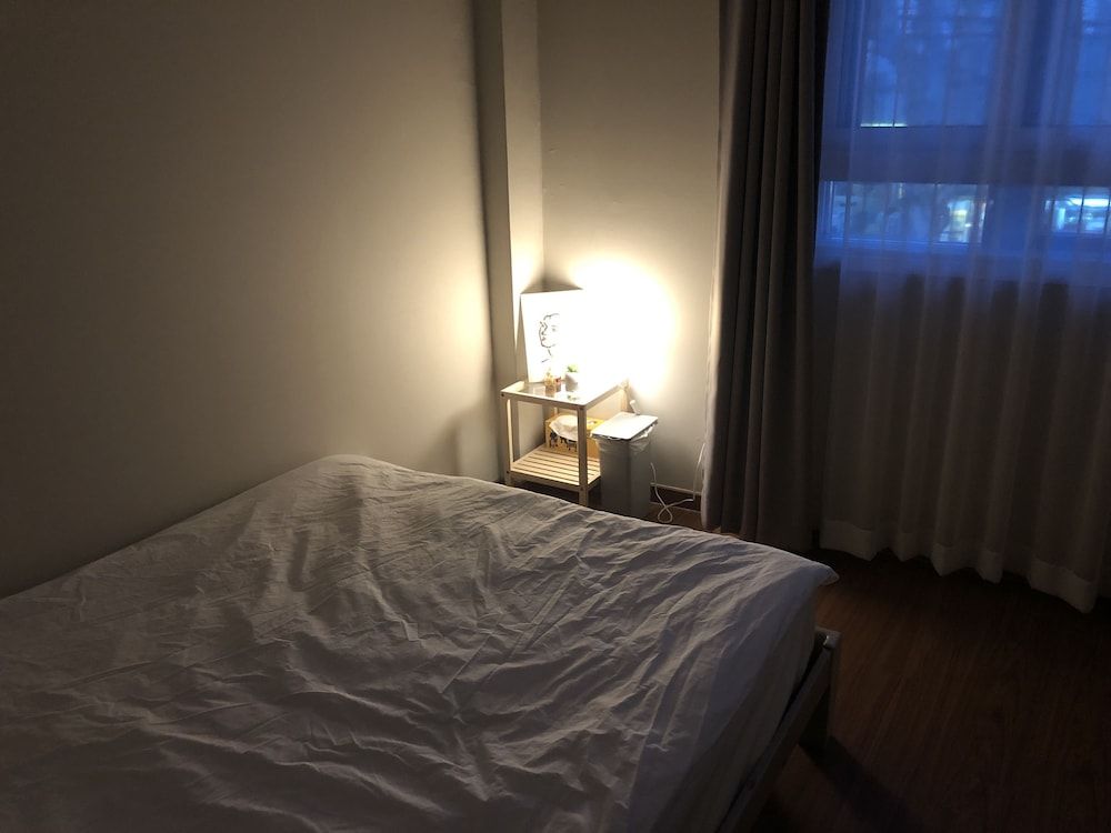 YH GuestHouse - Hostel Double Room 7