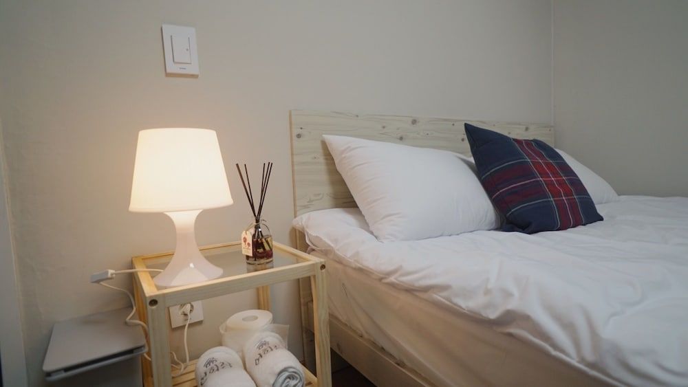 YH GuestHouse - Hostel Double Room 2