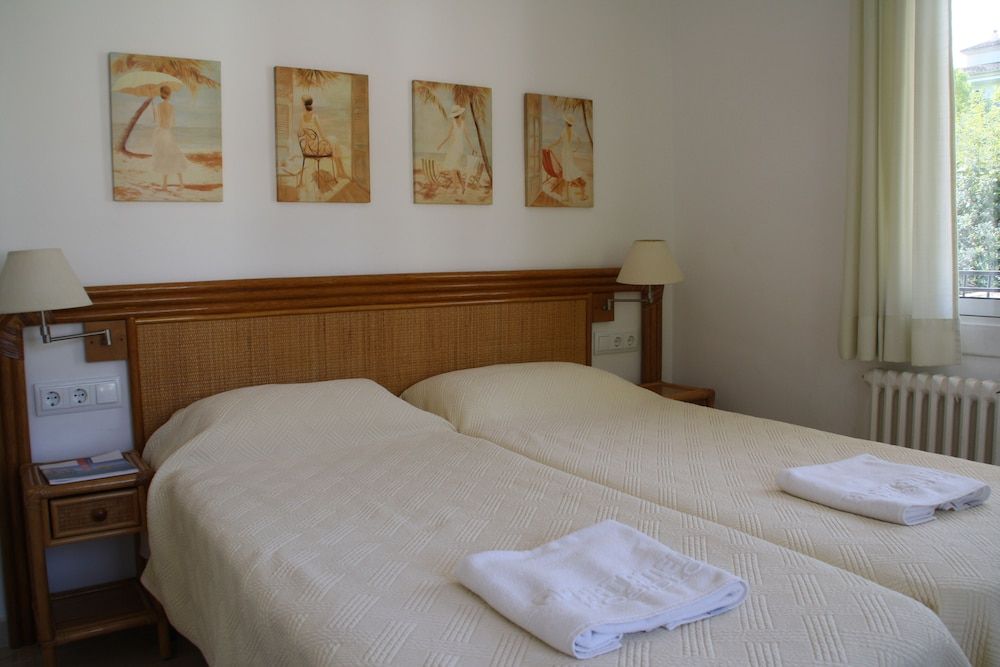 Apartment, 2 Bedrooms, Pool View (Margarita 25)
