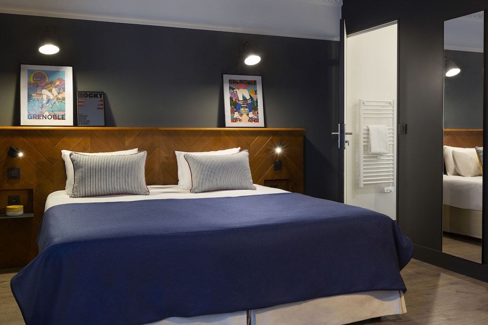 RockyPop Grenoble Hotel Superior Double Room 5