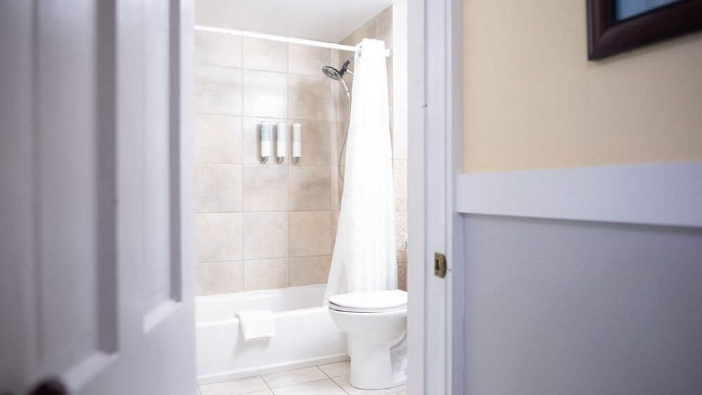 Meranova Guest Inn Superior Apartment, 1 King Bed, Kitchen, Garden View (Sea Star) 4