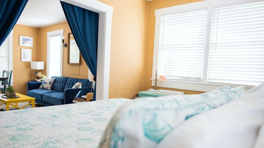 Meranova Guest Inn Executive Apartment, 2 Bedrooms 3