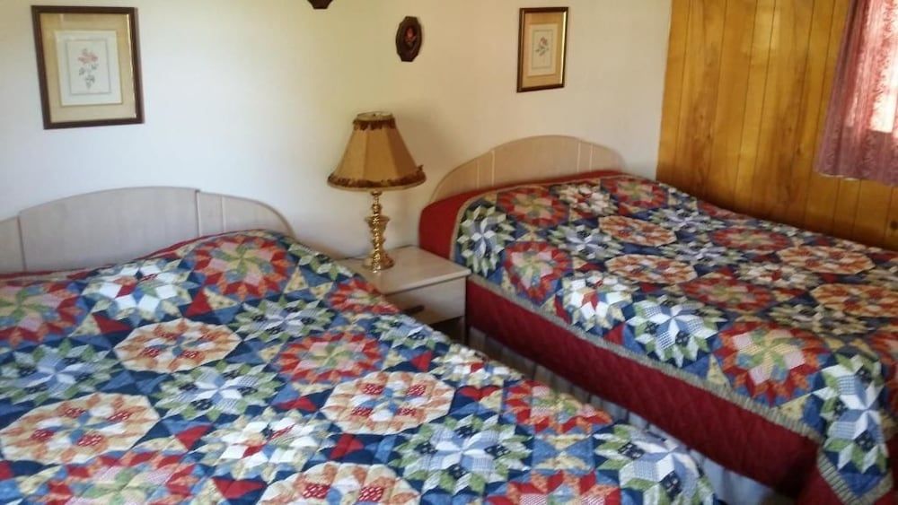 Lake Ida Beach Resort Quadruple Room, Non Smoking, Lake View Disabilities Accessible 3