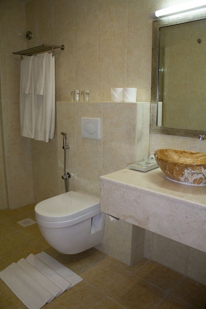 The Secure Inn Hotel Standard Double or Twin Room, 1 Large Twin Bed 13