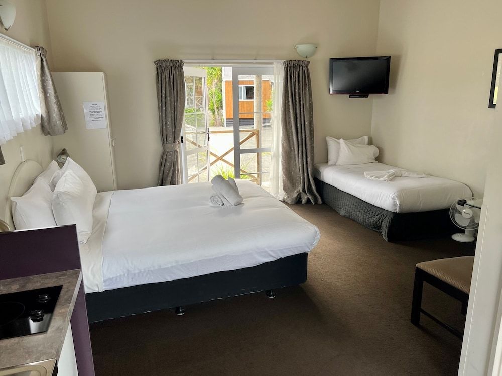 Anchor Lodge Motel Coromandel Standard Studio (Ground Floor Suite) 2