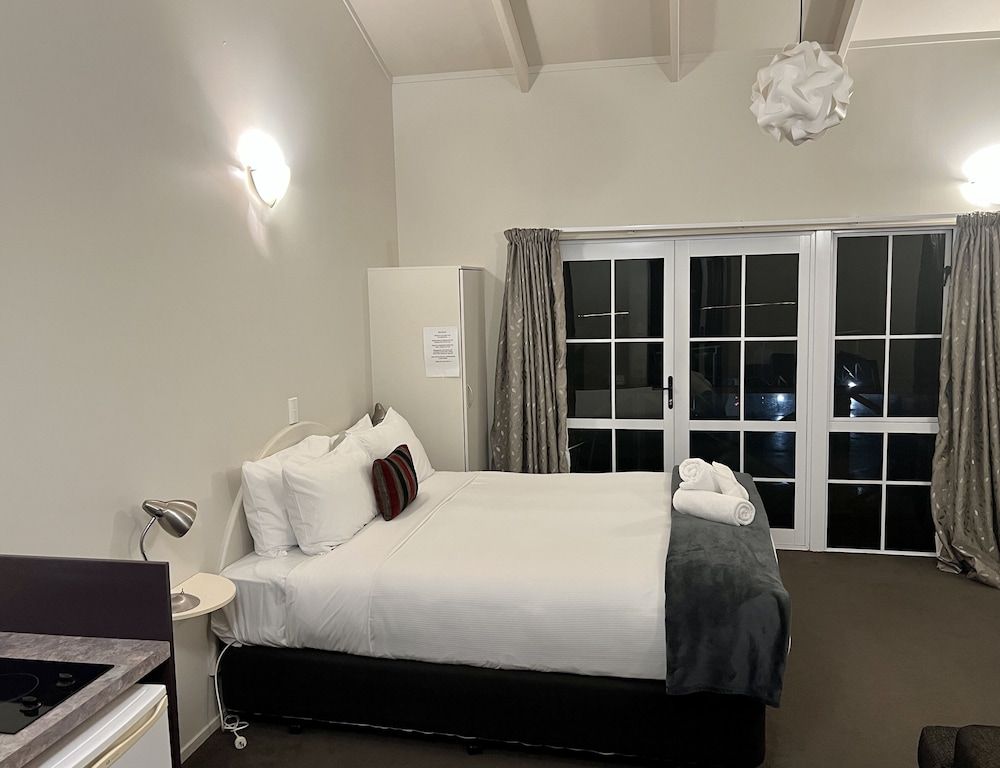 Anchor Lodge Motel Coromandel Harbour View Studio 4