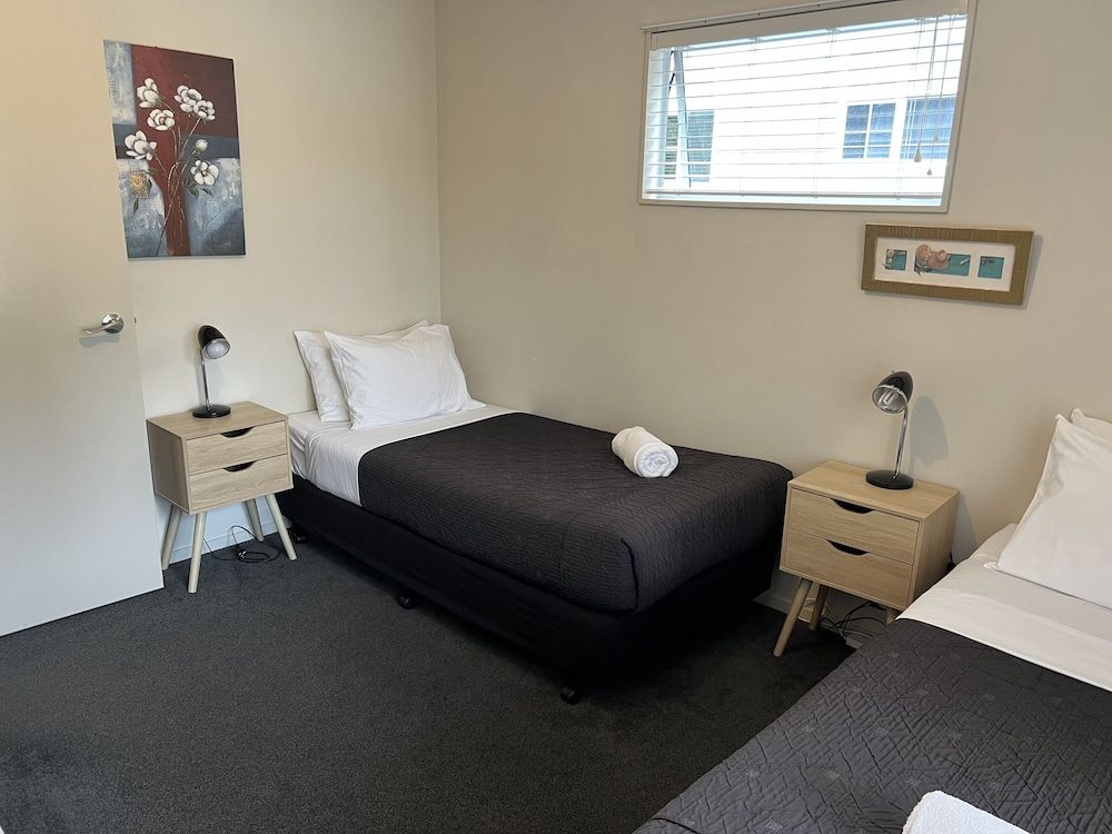 Anchor Lodge Motel Coromandel Family Room (1 BEDROOM FAMILY SPA UNIT)