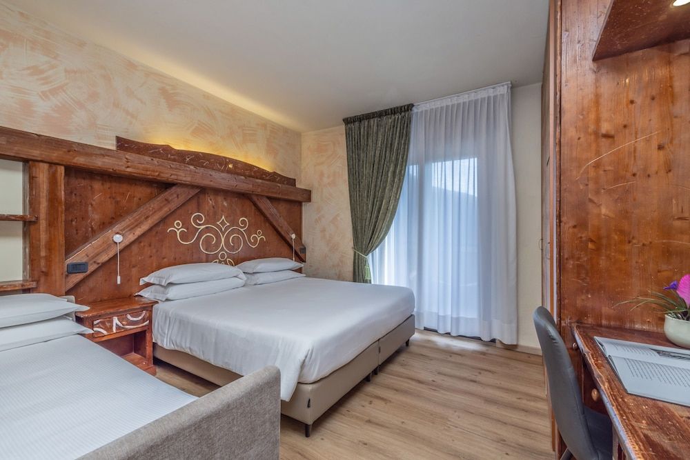 Double or Twin Room, Balcony