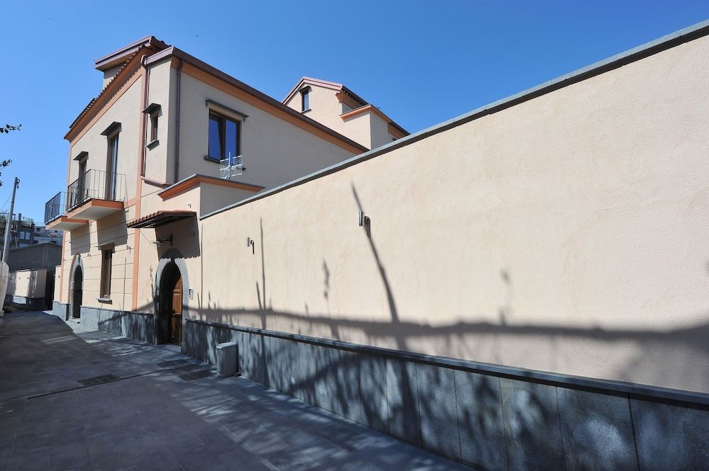 undefined Sorrento Bay 4