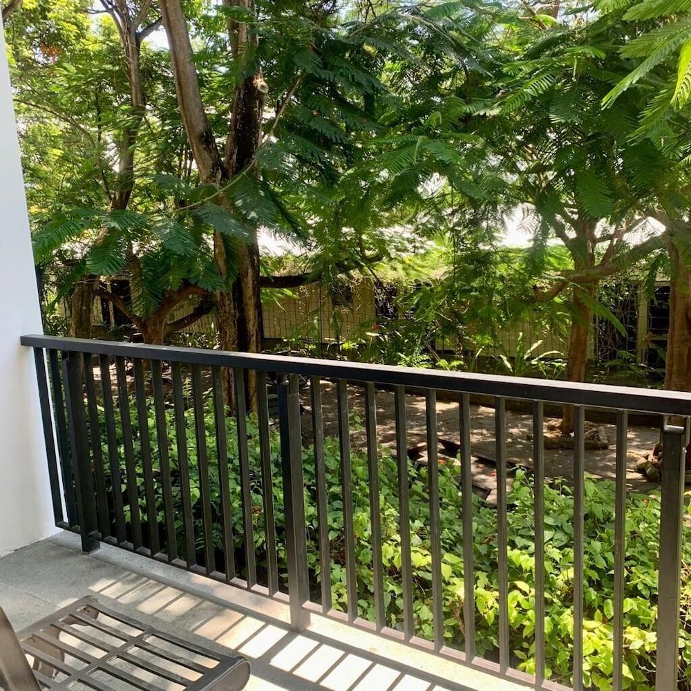 Estrella Hotel & Conference Grand Deluxe Room with Balcony 3