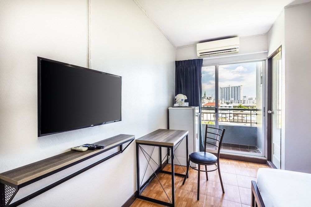 Livotel Express Hotel Bang Kruai Nonthaburi Standard Twin Room - No Parking 5