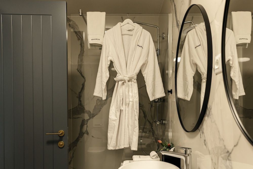 Armerun Heritage Hotel Design Apartment, Hot Tub, Courtyard Area 6