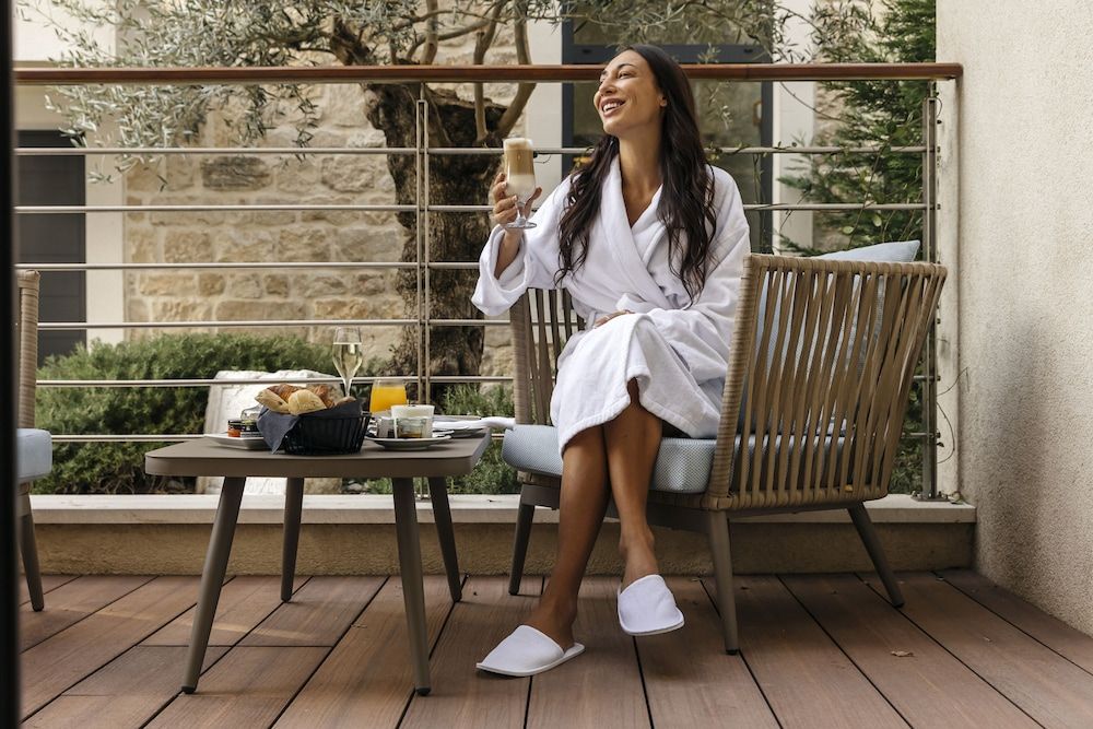 Armerun Heritage Hotel Design Apartment, Hot Tub, Courtyard Area 4