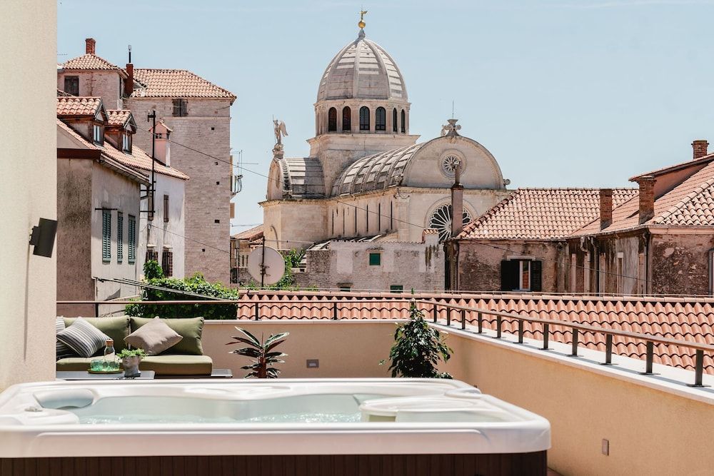 Armerun Heritage Hotel