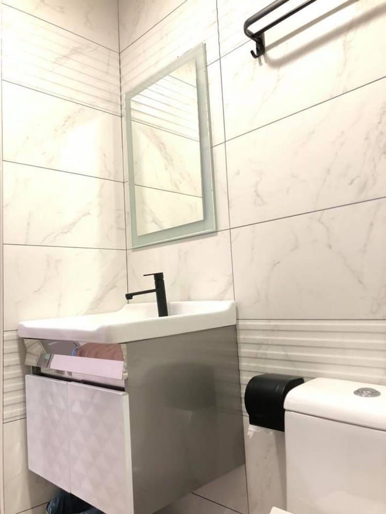 The Wood Boutique Hotel Deluxe Double Room, 1 King Bed, Non Smoking 2