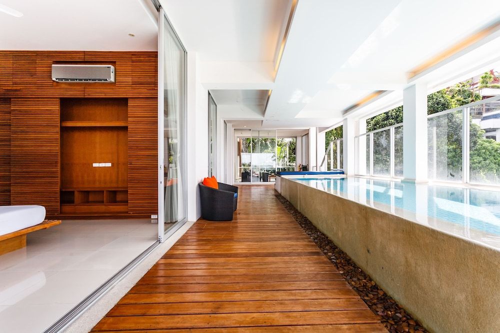 Private Pool