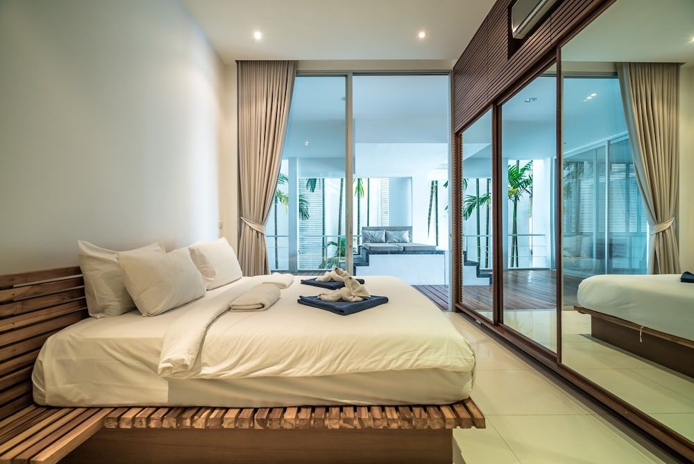 The Quarter by Lofty Exclusive Apartment, Private Pool 4