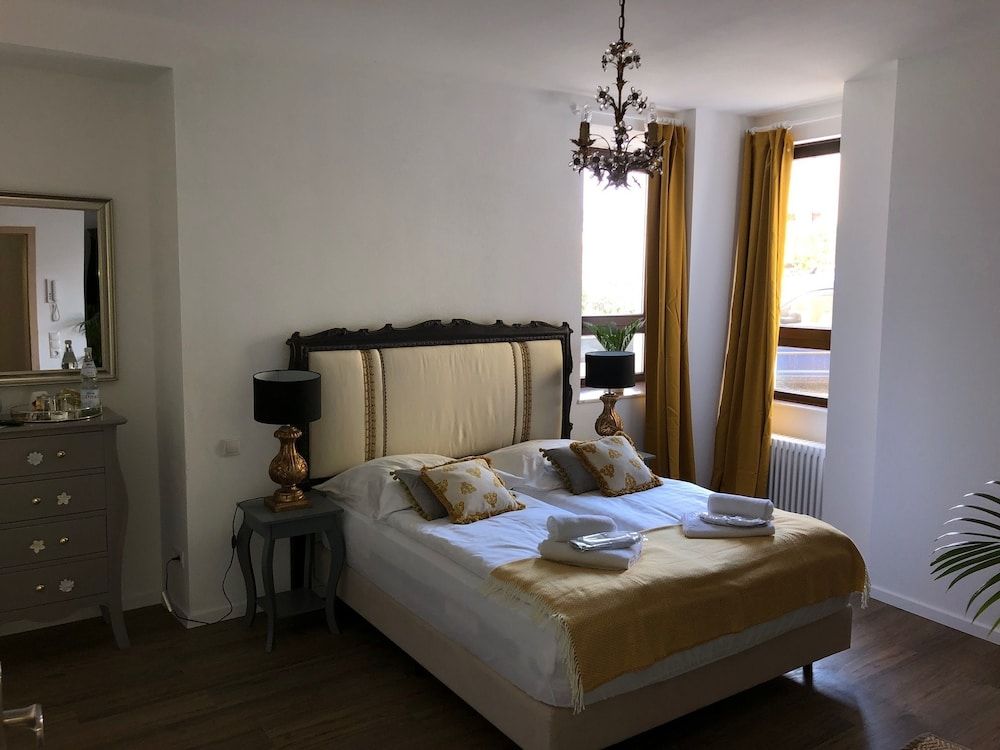 Boutique-Hotel 'Altes Rathaus' Superior Double Room 5