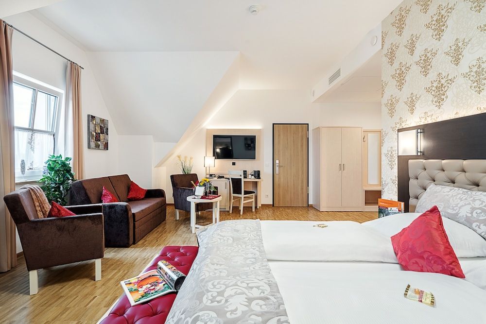 Grand Double Room
