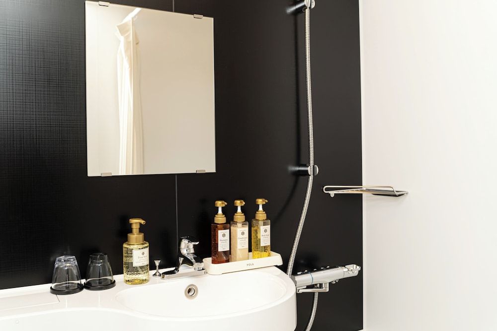 Wyndham Garden Sapporo Odori Double Room, 1 Bedroom 7