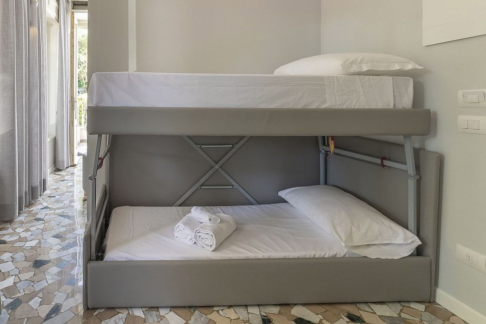 Guerrini Hotel Standard Suite, Multiple Beds 8