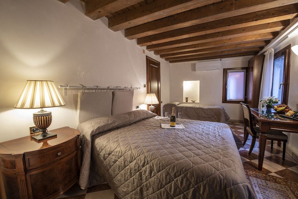 undefined Anzolo Palace 4