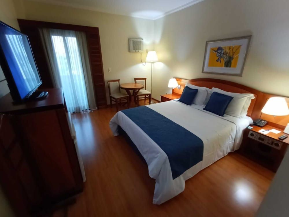 Premium Suite