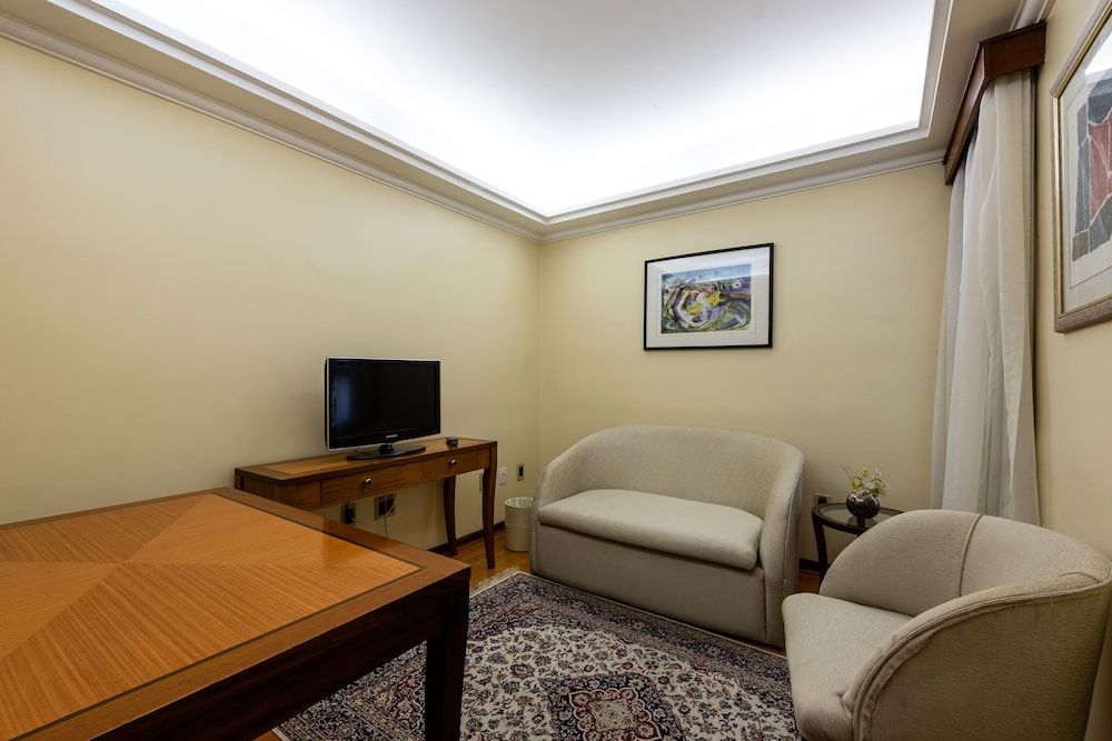 Premium Suite