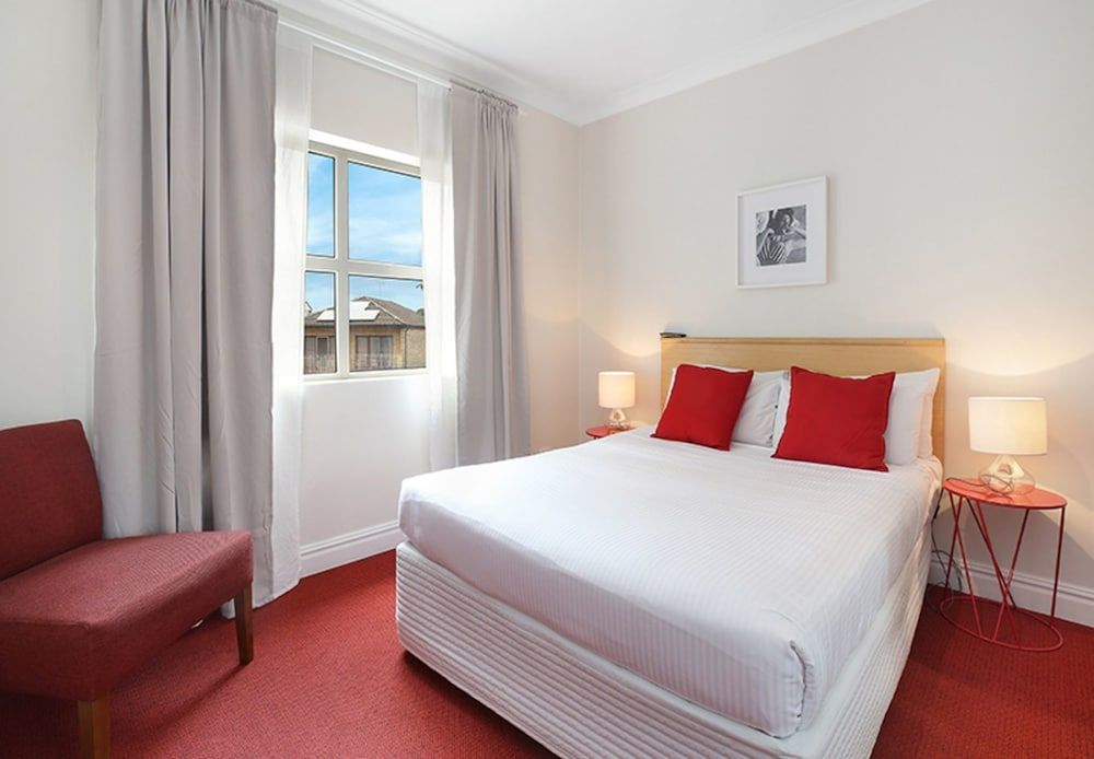 Grand Deluxe One Bedroom Apartment