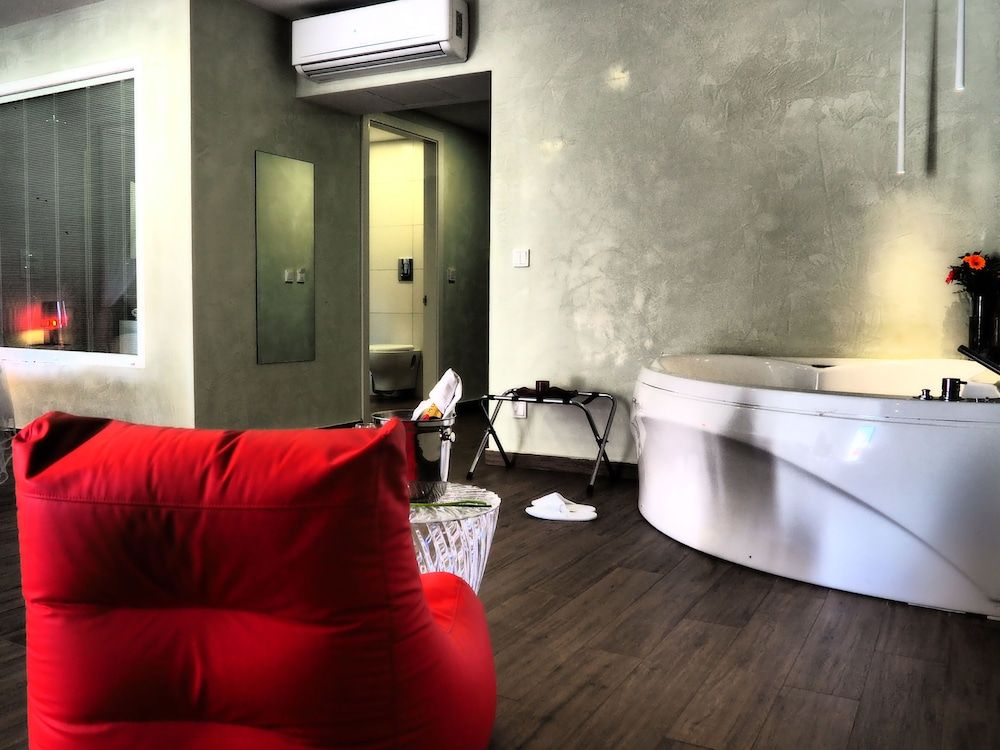 Adelphi Boutique Hotel Room (Superior Suite) 5