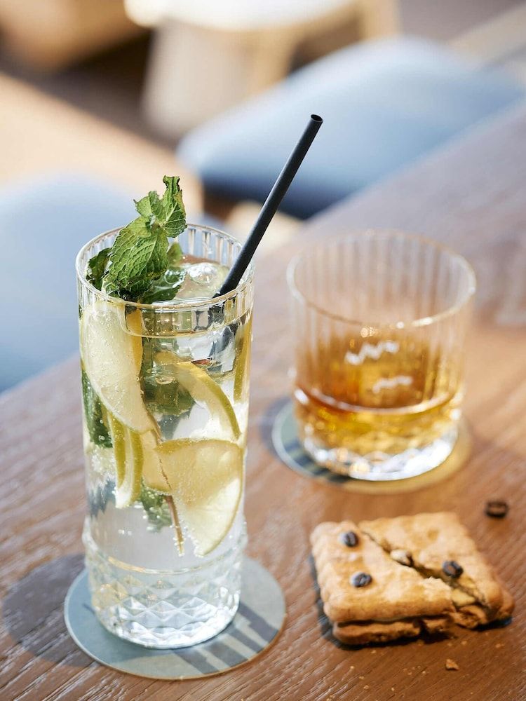 undefined Le Bellune Paris Hotel & Spa 7