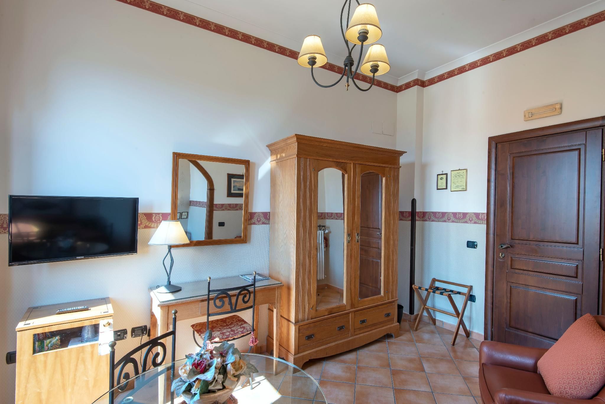 Pinto Storey Hotel Standard Double Room 2