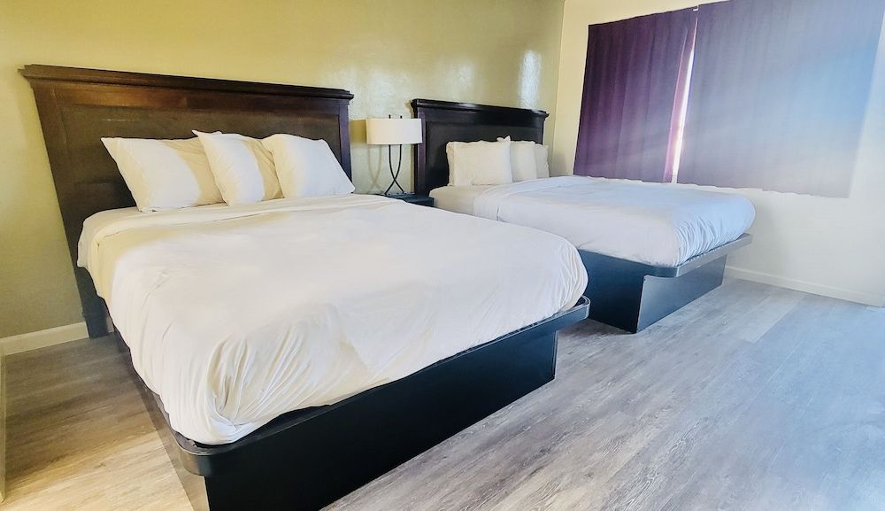 Room, 2 Queen Beds, Non Smoking, Ocean View