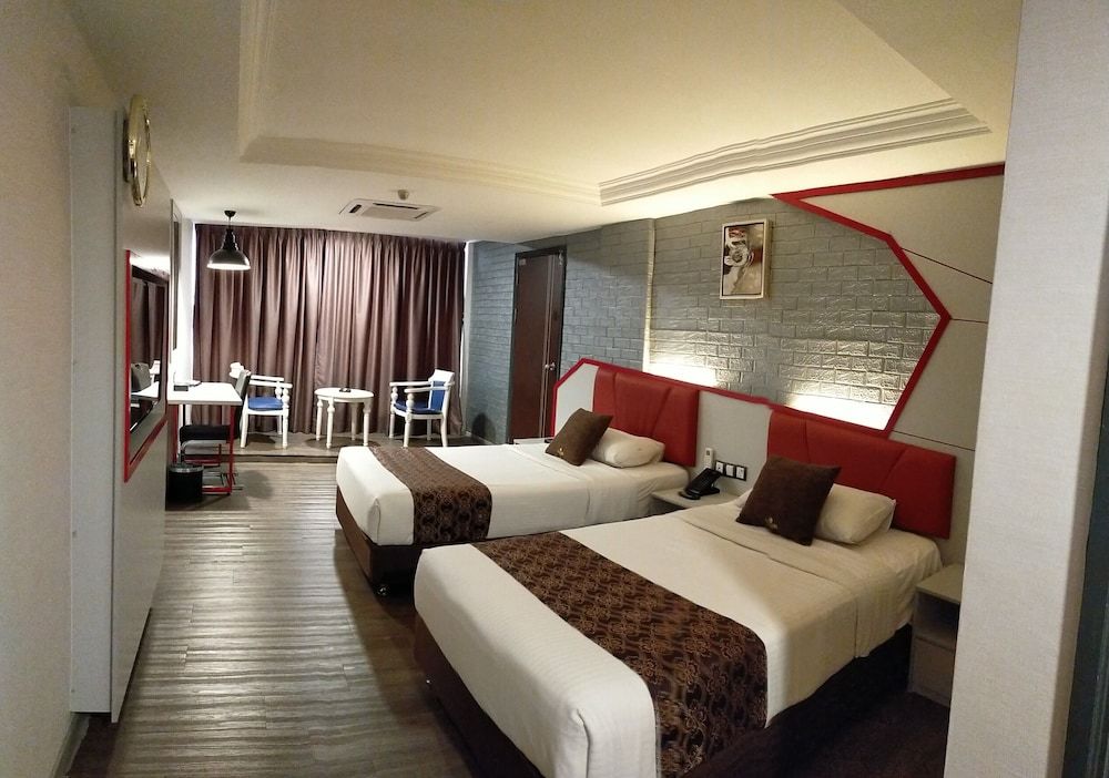 Golden Nasmir Hotel Deluxe Twin Room 3