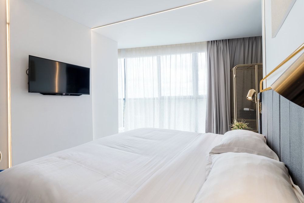 Regatta Stay Kozi Square Kuching Comfort Room 4