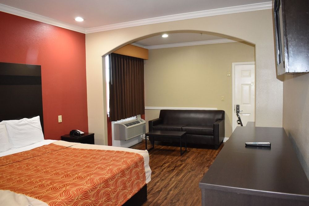 Platinum Inn Katy Room, 1 King Bed 2