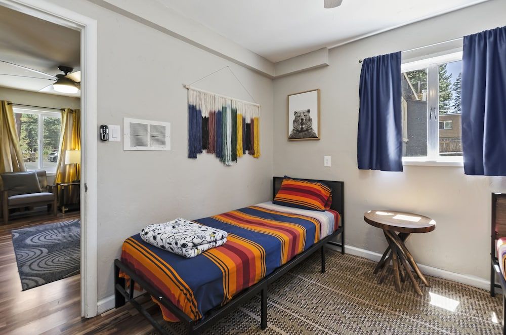 Playpark Lodge Family Suite, Multiple Beds 4