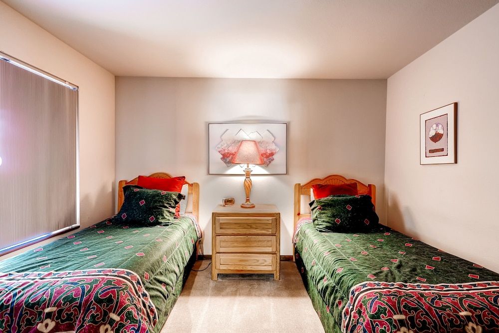 Condo, 3 Bedrooms