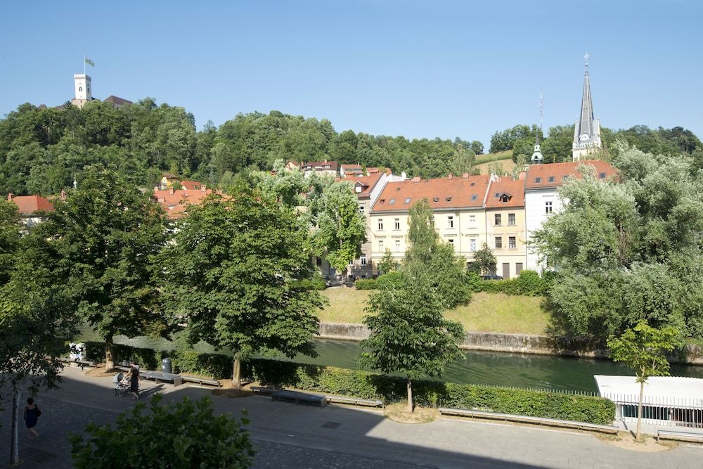 Zois Apartments Deluxe Apartment, 1 Bedroom, River View 4