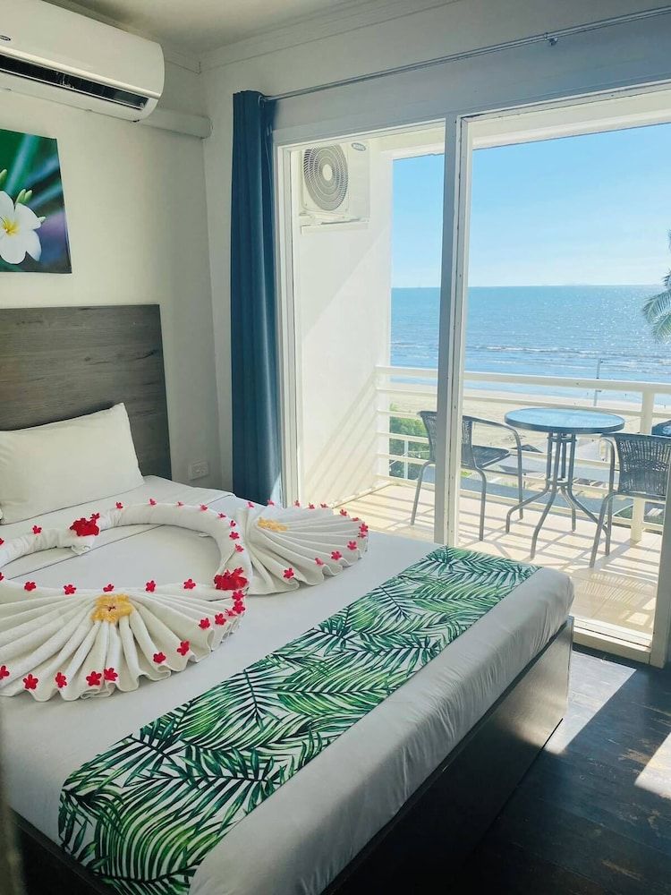 Sailors Beach Fiji Deluxe Room, 1 Bedroom, Ocean View 2