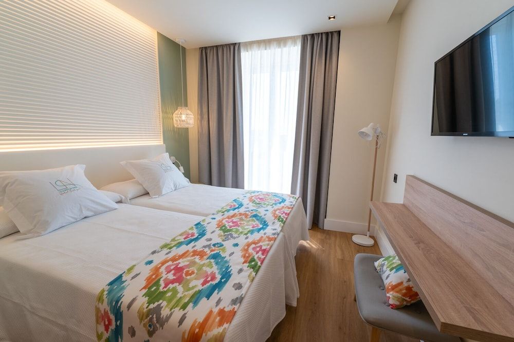 La Puerta de Nerja Hostal Boutique Superior Double Room, 1 King Bed