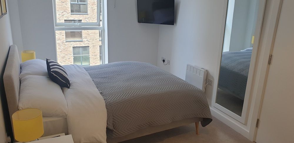 Quay Apartments Exchange Quay Two Bedroom Apartment 3