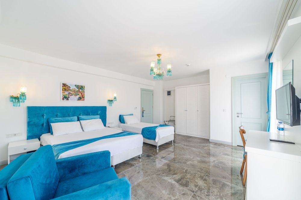 undefined Dam Hotel Lara 2