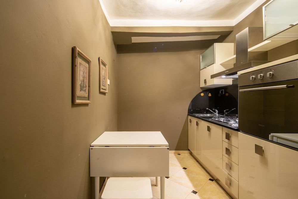 undefined Uffizi Romantic Flat by Mmega 7