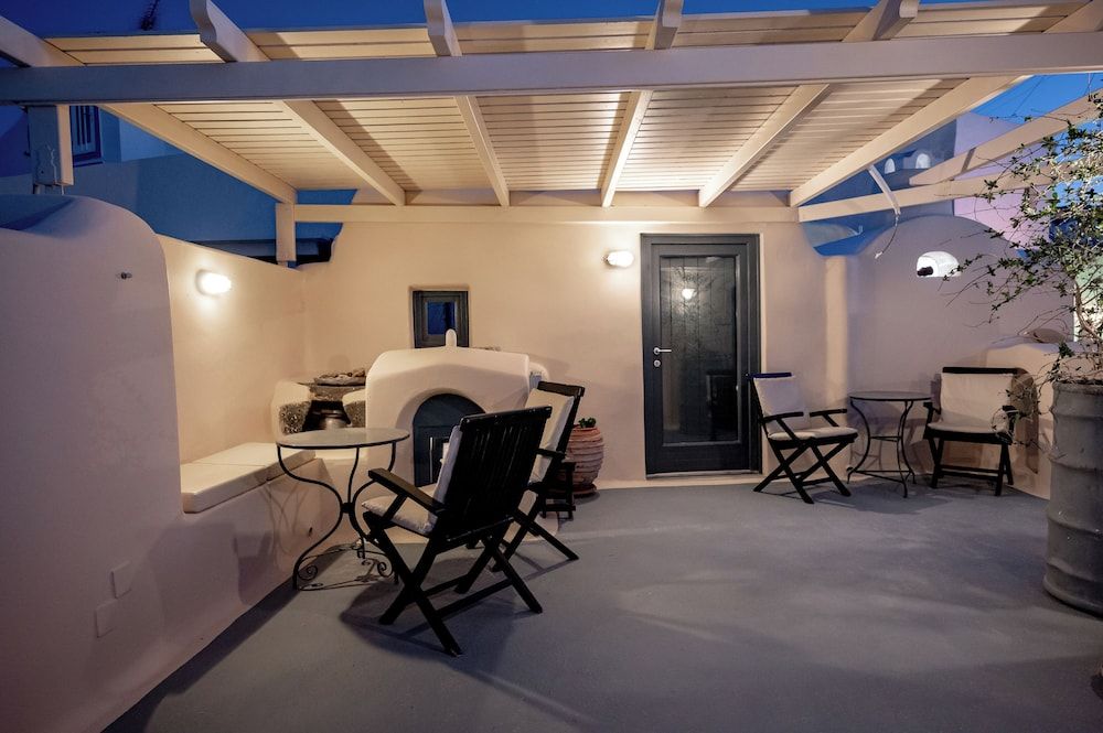 Lotza Studios Traditional Studio 40