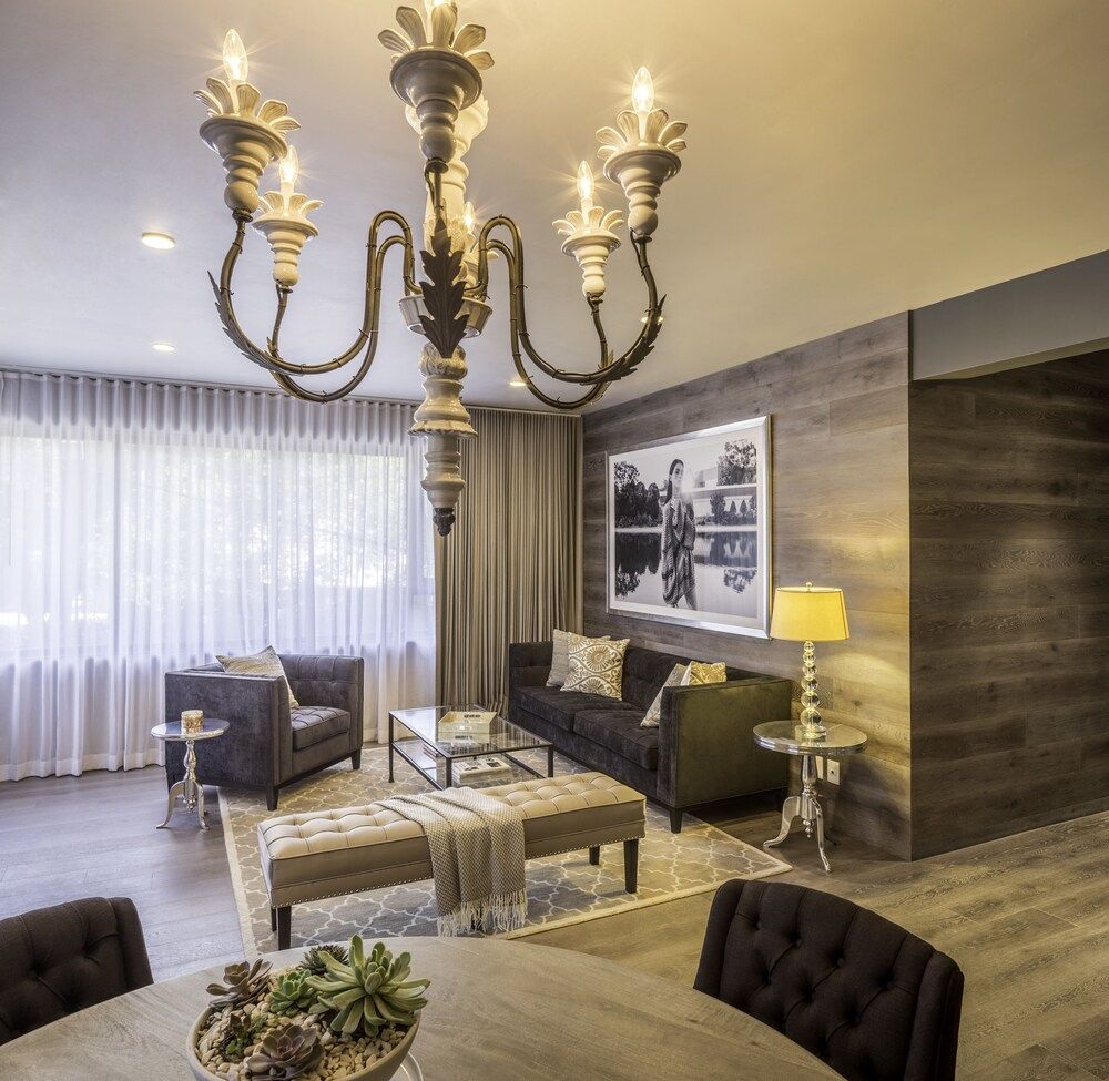 Mathias Luxury Plus by Viadora Signature Suite, 2 Bedrooms, 2 Bathrooms 4