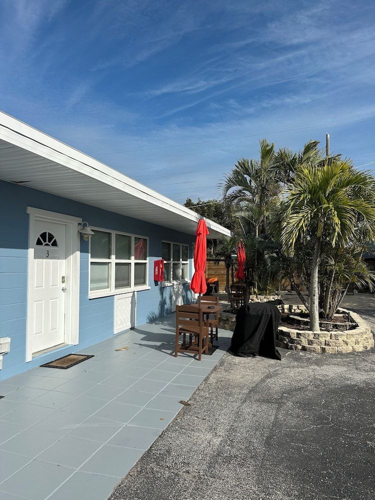 Coco Sands Studios