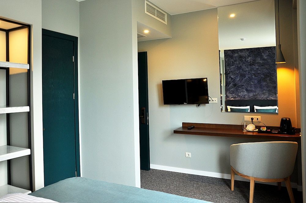 River View Hotel Tbilisi Standard Double Room 6